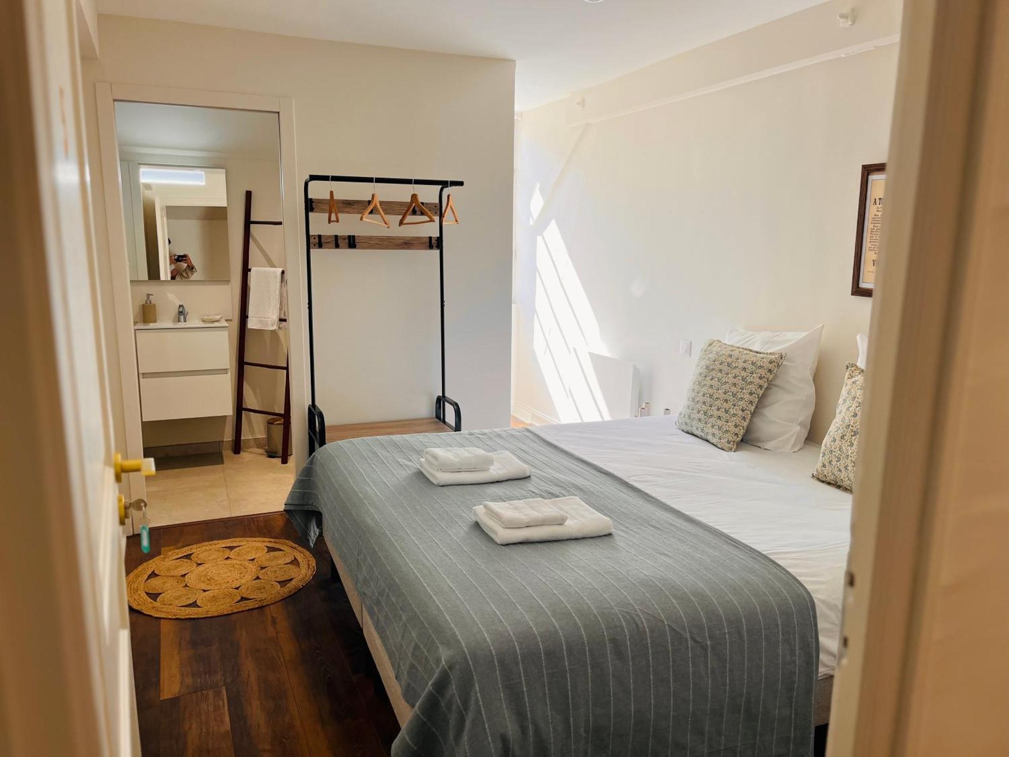 Abbaye De Blanchelande Bed & Breakfast Neufmesnil Bagian luar foto