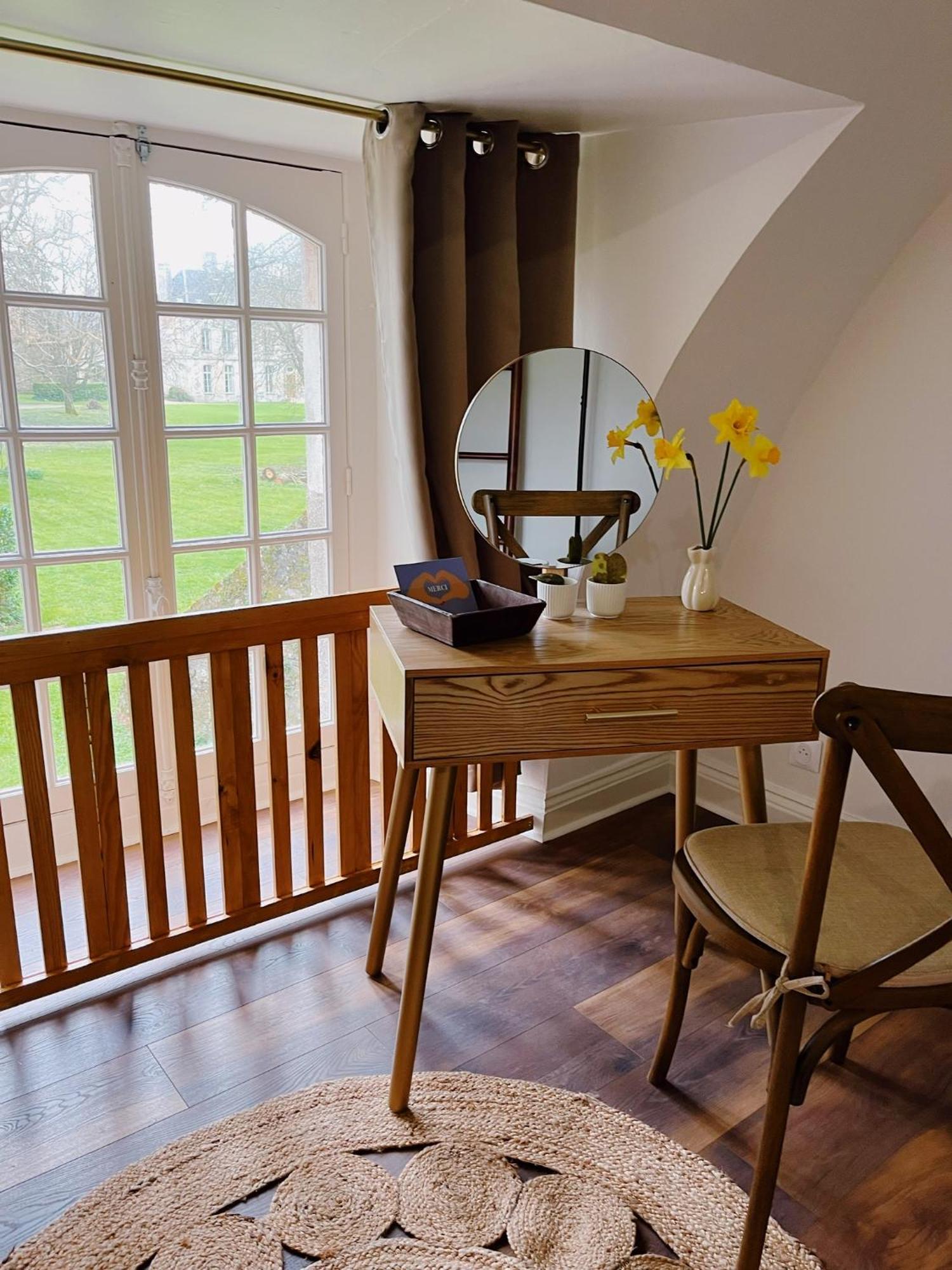 Abbaye De Blanchelande Bed & Breakfast Neufmesnil Bagian luar foto