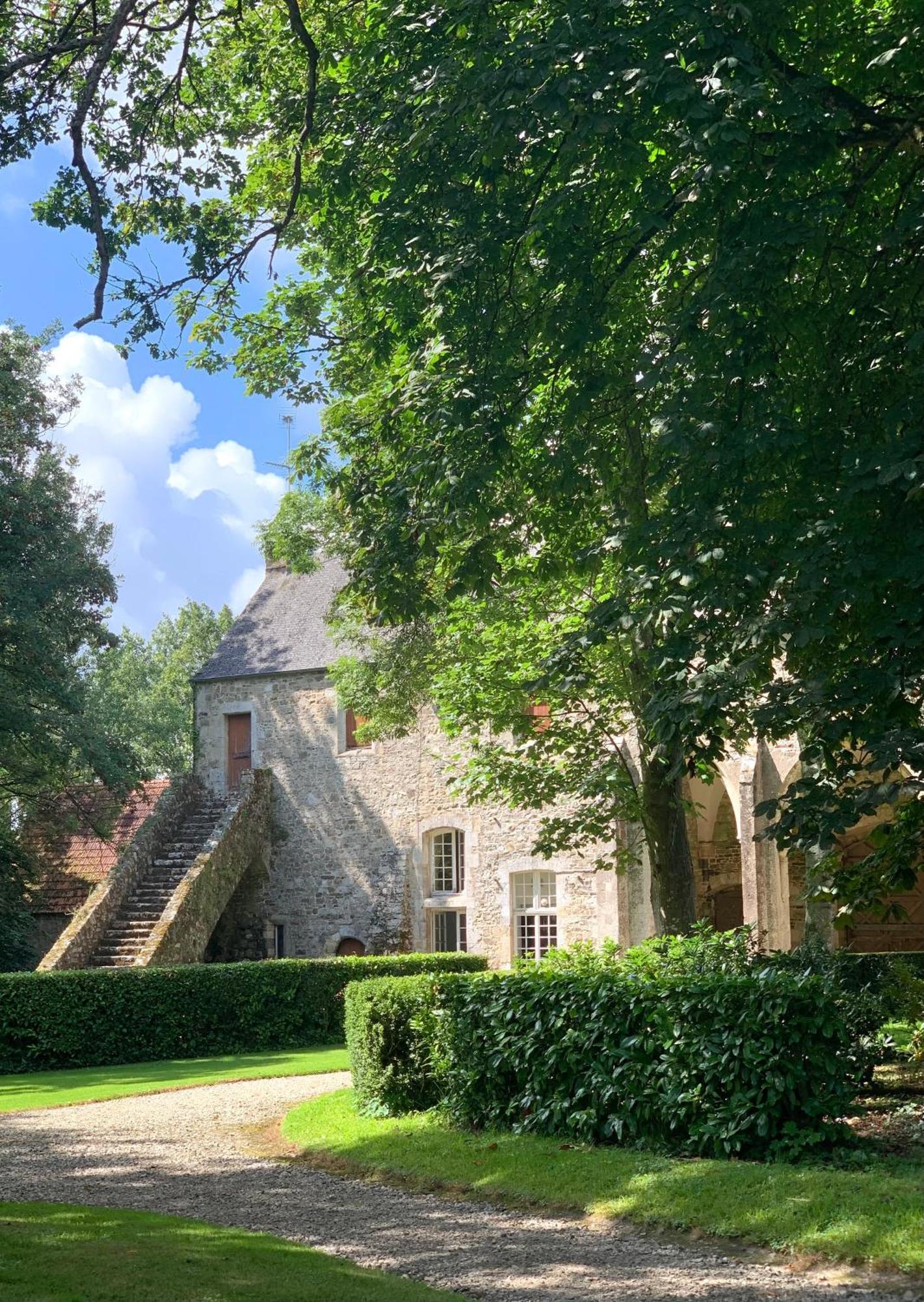 Abbaye De Blanchelande Bed & Breakfast Neufmesnil Bagian luar foto