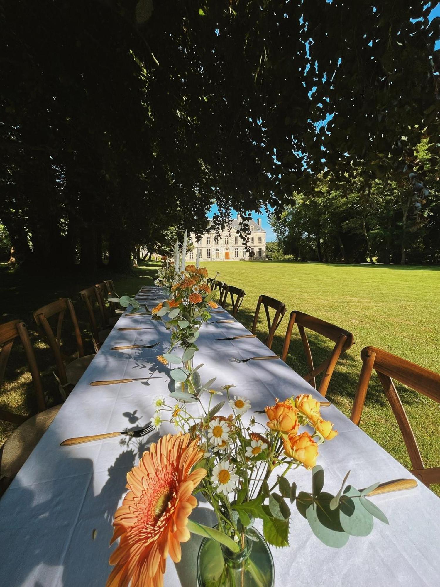Abbaye De Blanchelande Bed & Breakfast Neufmesnil Bagian luar foto