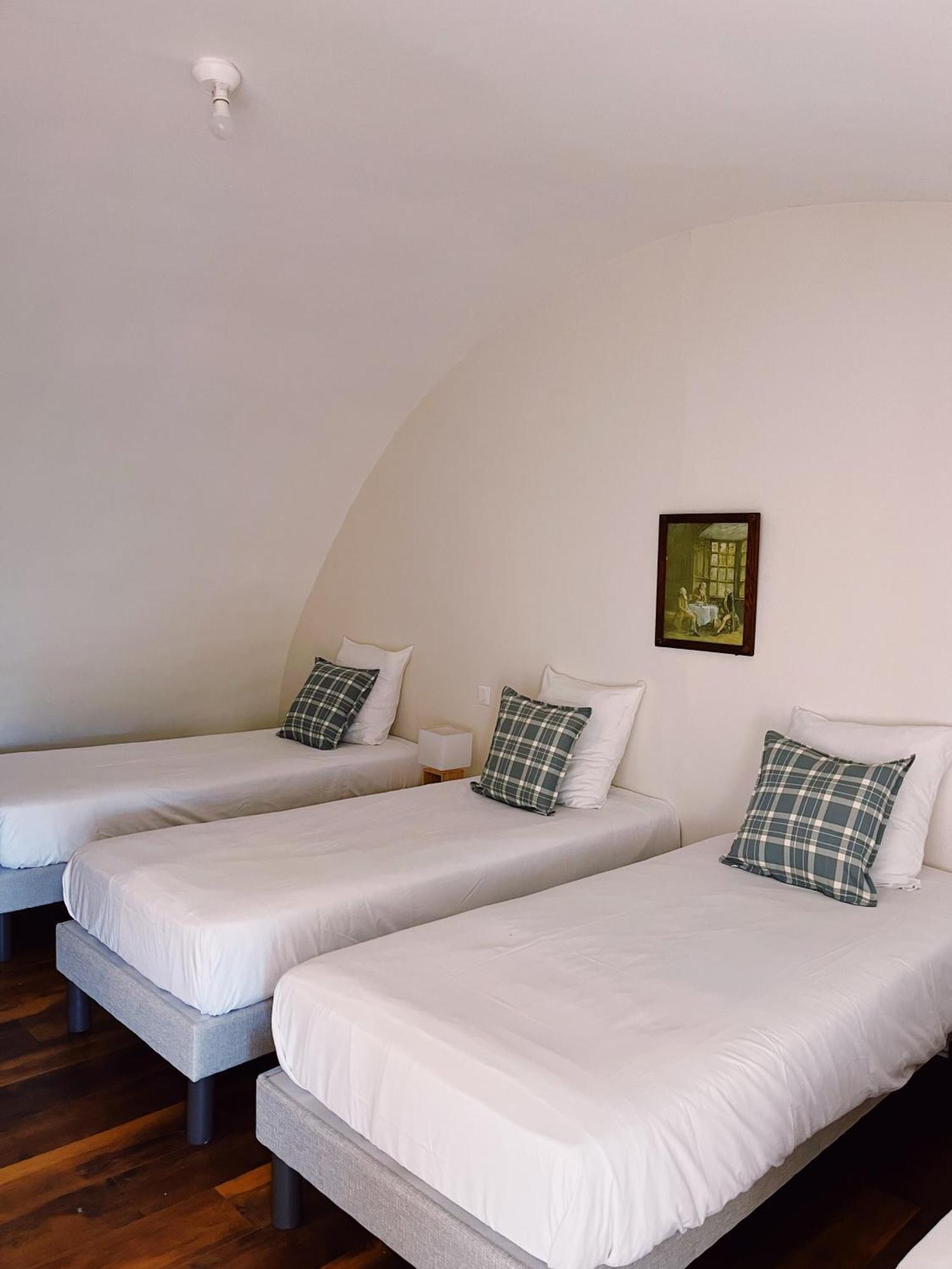 Abbaye De Blanchelande Bed & Breakfast Neufmesnil Bagian luar foto