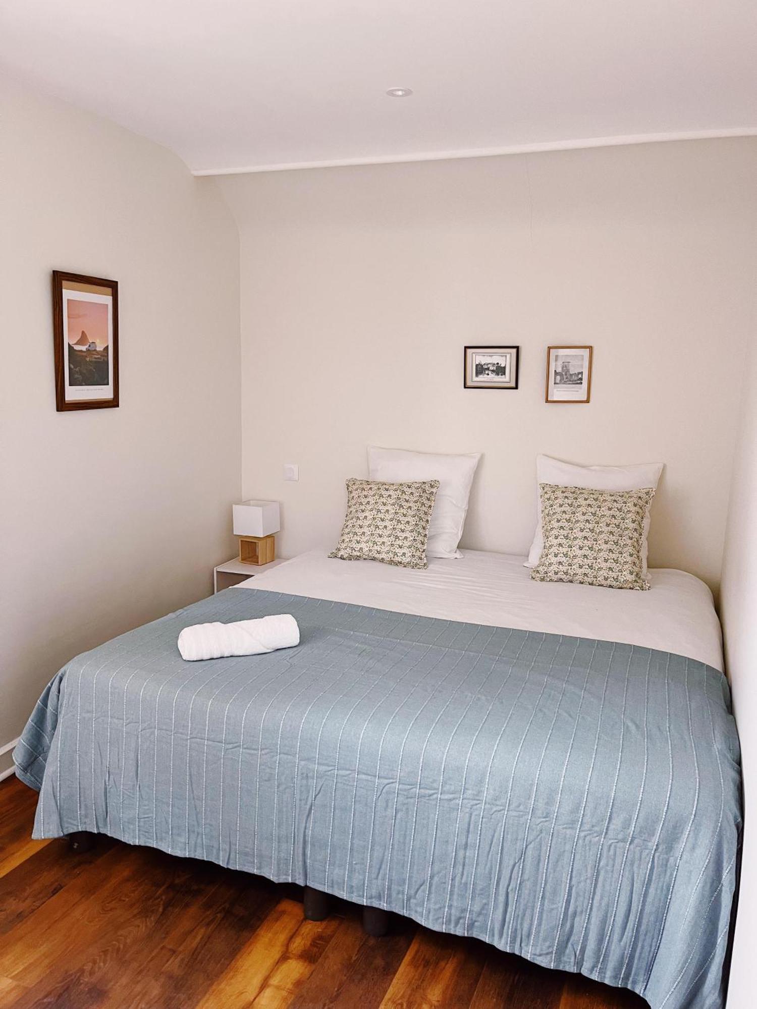 Abbaye De Blanchelande Bed & Breakfast Neufmesnil Bagian luar foto